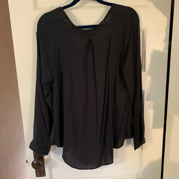 NWT Urban Outfitters Strappy Front Blouse - Picture 7 of 7
